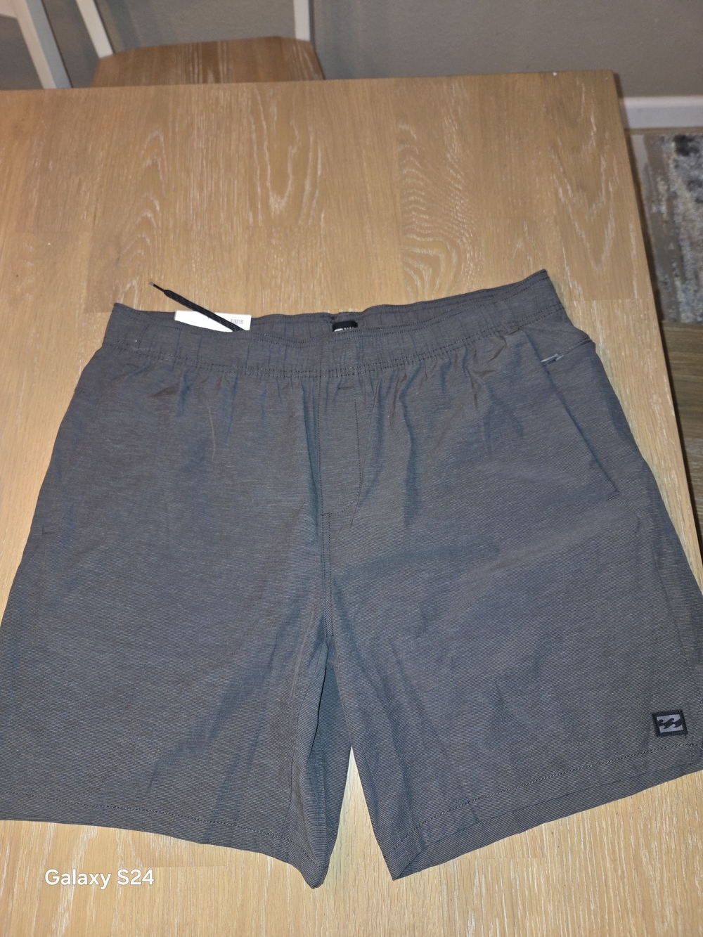 Billabong Men's XL Crossfire Pull On Shorts New